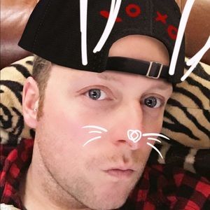 Meet your Posher, Eric